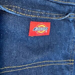 Dickies Men’s Navy Blue Relaxed Fit Jeans with Contrast Stitching
